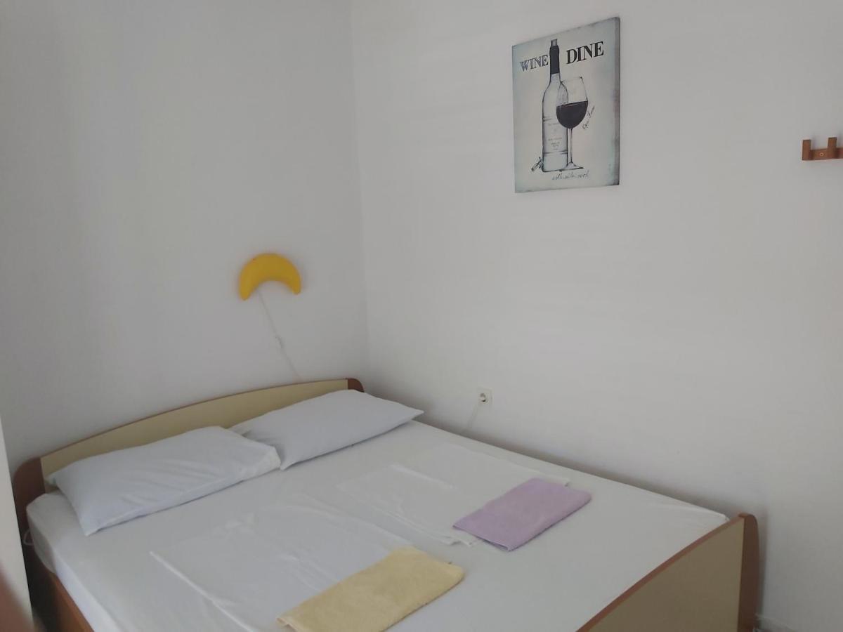Apartments Iva I Marko 산책길 외부 사진