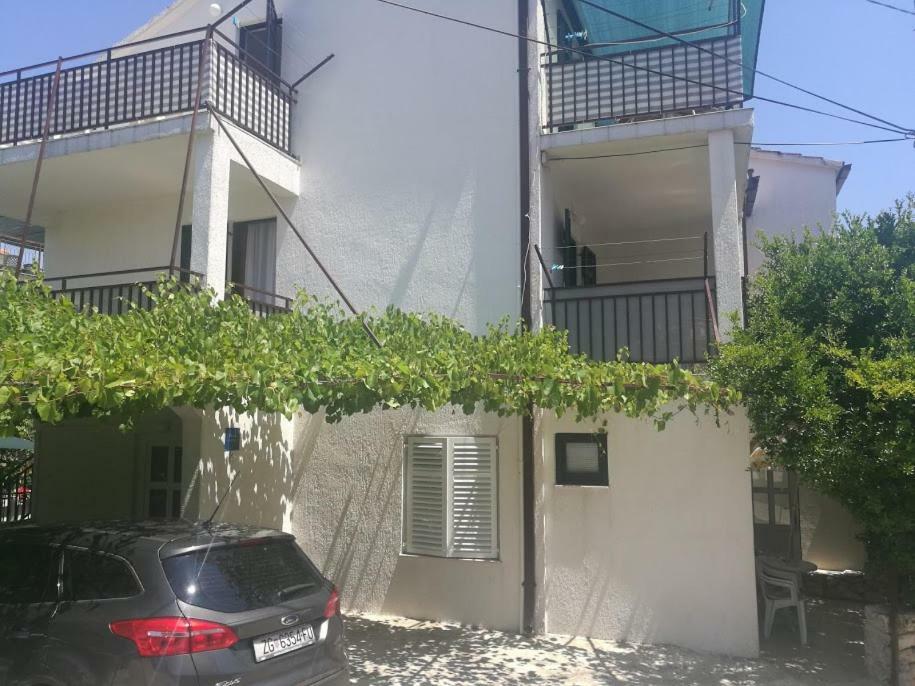 Apartments Iva I Marko 산책길 외부 사진