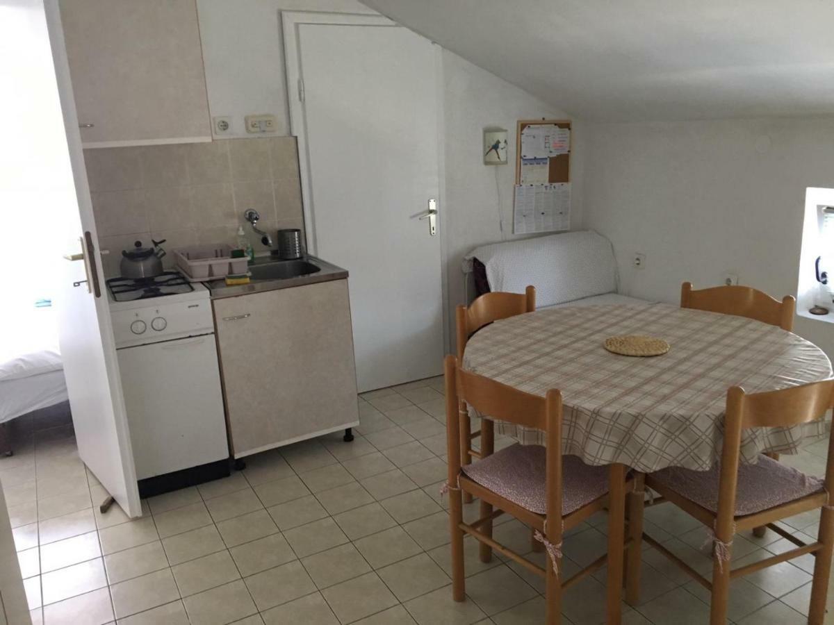 Apartments Iva I Marko 산책길 외부 사진